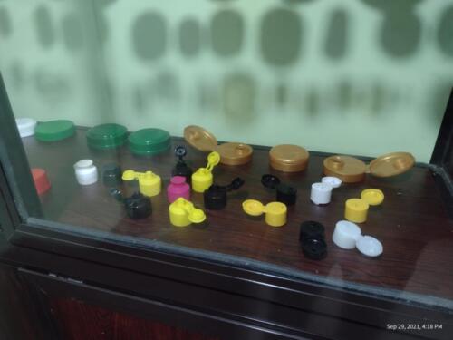 bottle cap moulds /dies 